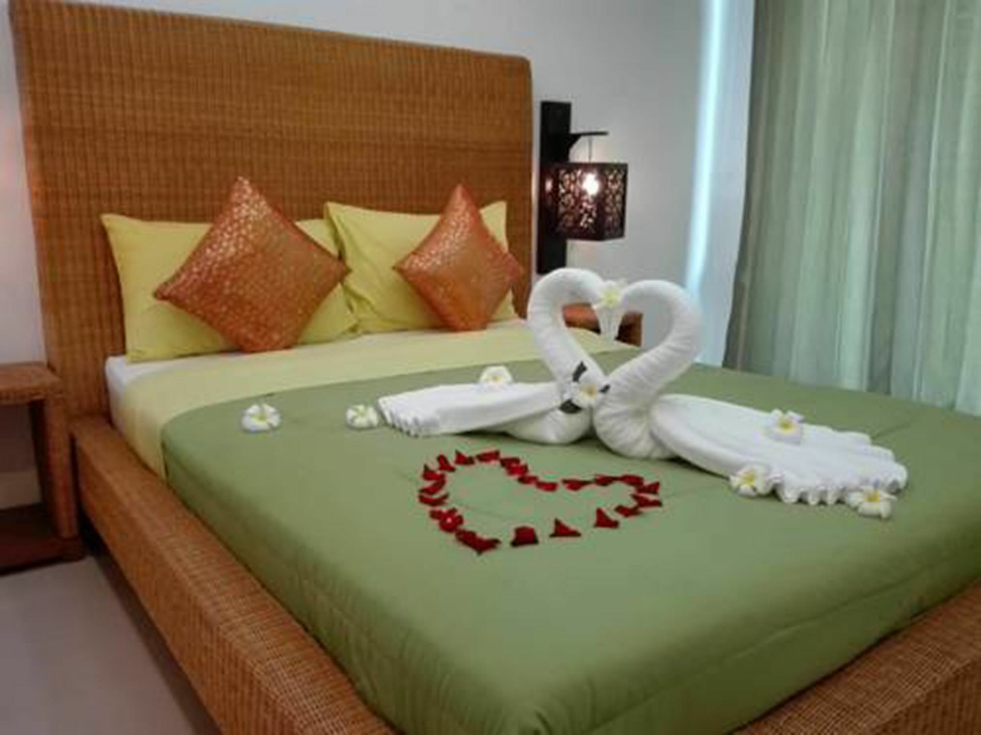 Rockwell Boutique Suites Hua Thanon  Exteriör bild